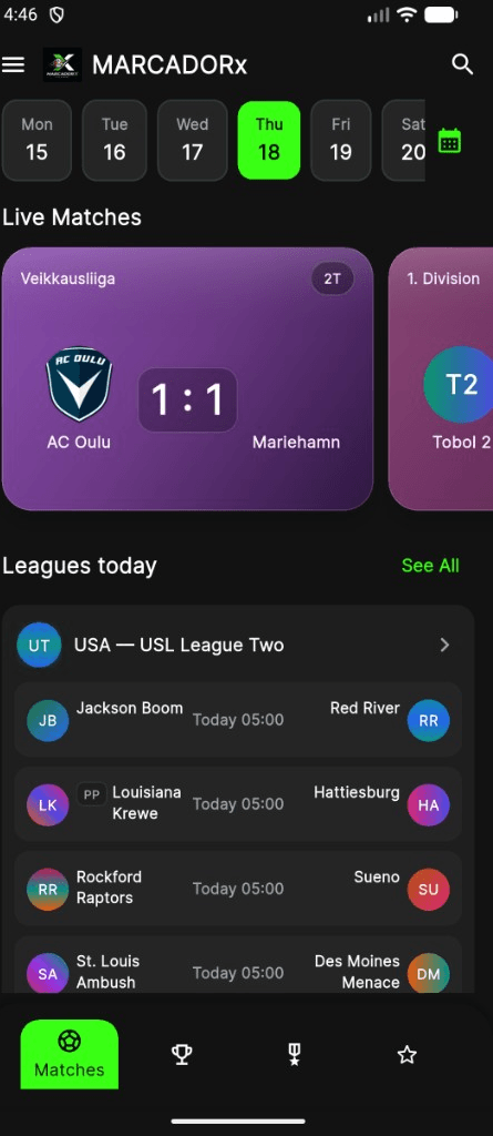 MarcadorX home screen showing live football matches and league fixtures